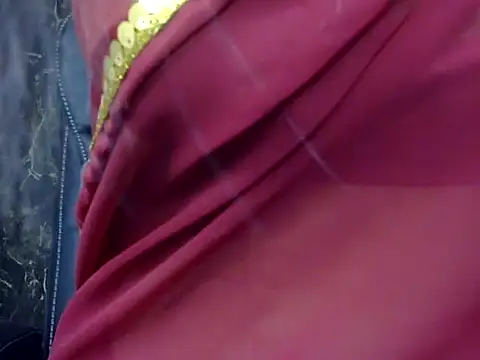 MAAYRA 09 online show from 03/04/25, 06:18