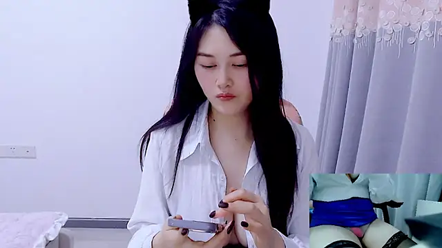 Snapshot of Little-sweet chatting on 11/29/25, 12:41 Little-sweet online show from 11/29/25, 12:41