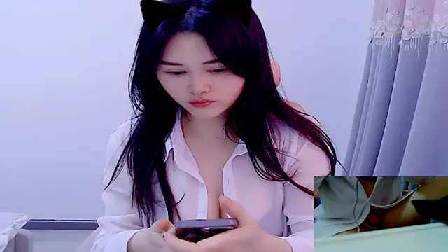 Snapshot of Little-sweet chatting on 12/01/25, 12:59 Little-sweet online show from 12/01/25, 12:59