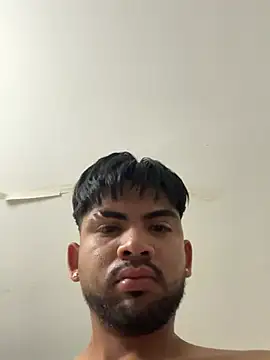 Snapshot of Elcangri-15 chatting on 07/20/26, 10:39 Elcangri-15 online show from 07/20/26, 10:39