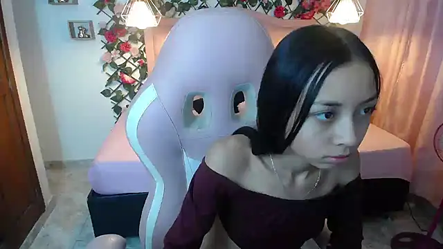 Snapshot of NathaliaSweet_11 chatting on 12/04/24, 05:55 NathaliaSweet 11 online show from 12/04/24, 05:55