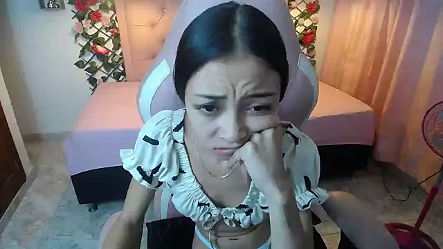 Snapshot of NathaliaSweet_11 chatting on 12/26/24, 02:05 NathaliaSweet 11 online show from 12/26/24, 02:05