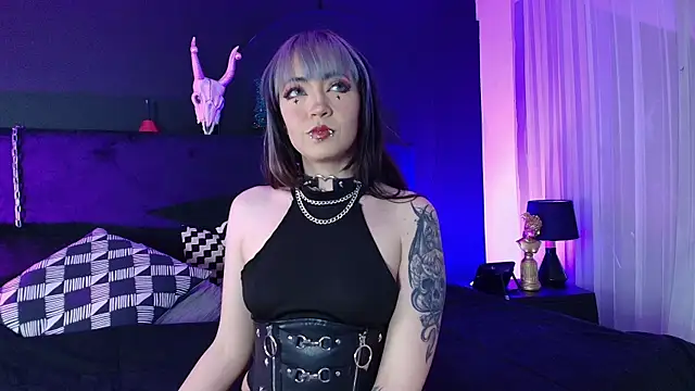 Aylen darkmoor online show from 11/21/25, 07:56