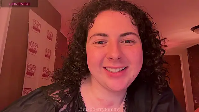 Snapshot of RaspberryTommyFTM chatting on 12/02/25, 08:48 RaspberryTommyFTM online show from 12/02/25, 08:48