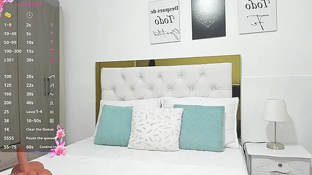 Snapshot of SofiaBosch chatting on 12/20/24, 05:04 SofiaBosch online show from 12/20/24, 05:04