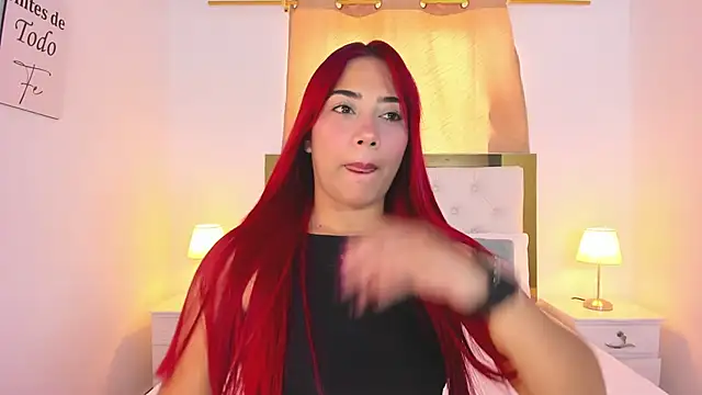 Snapshot of SofiaBosch chatting on 10/17/25, 05:59 SofiaBosch online show from 10/17/25, 05:59