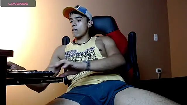 Snapshot of karlgiles_ chatting on 12/17/24, 05:26 karlgiles online show from 12/17/24, 05:26