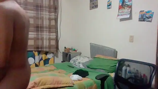 Snapshot of karlgiles_ chatting on 12/19/24, 12:13 karlgiles online show from 12/19/24, 12:13