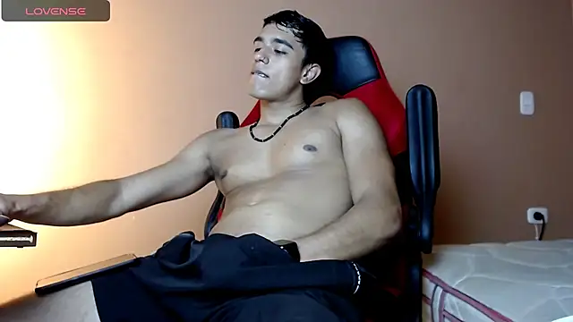 Snapshot of karlgiles_ chatting on 12/22/24, 07:21 karlgiles online show from 12/22/24, 07:21