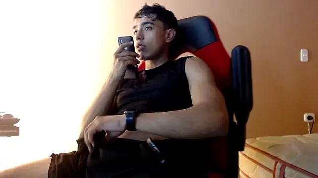 Snapshot of karlgiles_ chatting on 01/05/25, 06:56 karlgiles online show from 01/05/25, 06:56