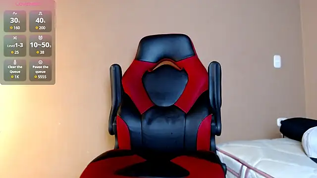 Snapshot of karlgiles_ chatting on 01/20/25, 06:21 karlgiles online show from 01/20/25, 06:21