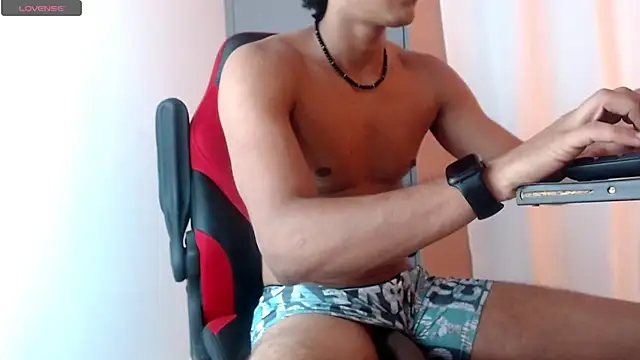 Snapshot of karlgiles_ chatting on 03/01/25, 09:15 karlgiles online show from 03/01/25, 09:15