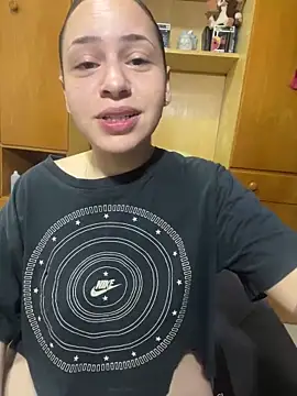 AgnesCampp online show from 12/20/24, 04:57