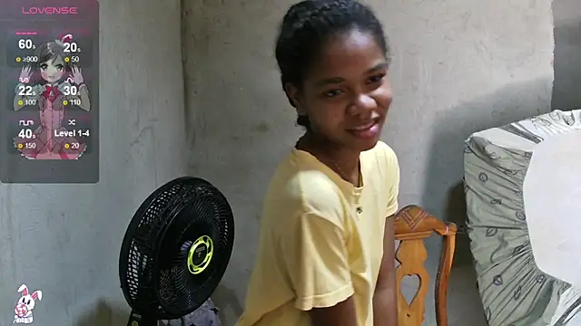 Snapshot of Luciia_cute chatting on 02/15/26, 02:58 Luciia cute online show from 02/15/26, 02:58