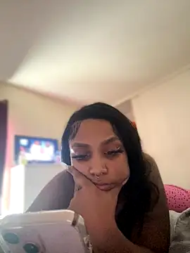 Snapshot of Jayhoney25 chatting on 09/23/25, 06:22 Jayhoney25 online show from 09/23/25, 06:22