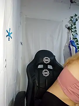 sadnessgyall online show from 03/13/25, 06:16