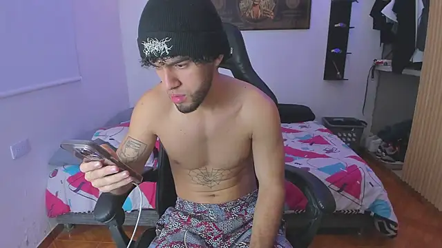 Snapshot of daddy_jhons chatting on 04/27/26, 06:06 daddy jhons online show from 04/27/26, 06:06