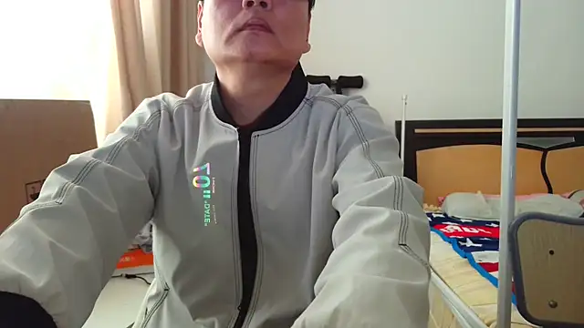 hotkaier online show from 12/22/25, 03:14