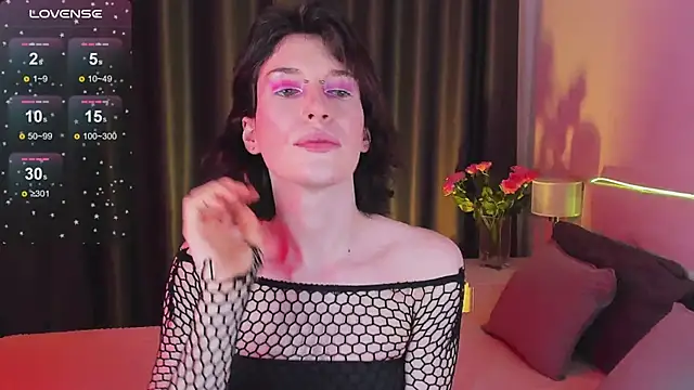 Snapshot of Kolette_Gray chatting on 01/17/25, 03:32 Kolette Gray online show from 01/17/25, 03:32