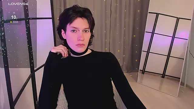 Snapshot of Kolette_Gray chatting on 02/27/25, 01:49 Kolette Gray online show from 02/27/25, 01:49