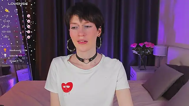 Snapshot of Kolette_Gray chatting on 03/02/25, 11:29 Kolette Gray online show from 03/02/25, 11:29