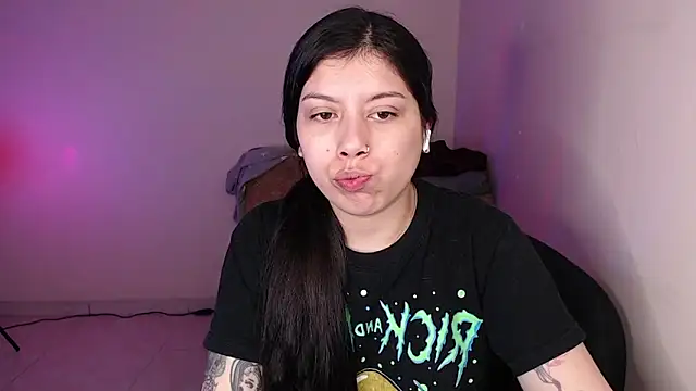 iam emy online show from 02/10/26, 04:27