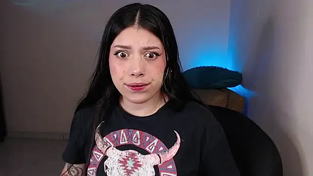 Snapshot of iam_emy chatting on 03/25/26, 01:06 iam emy online show from 03/25/26, 01:06