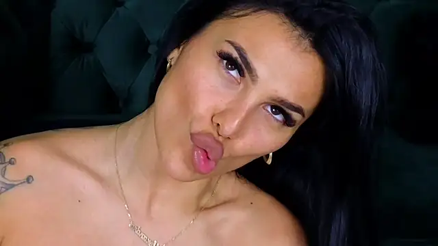 firesbomb777 online show from 12/22/24, 10:04