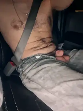 Snapshot of Spunwhiteboy1992 chatting on 09/15/25, 04:56 Spunwhiteboy1992 online show from 09/15/25, 04:56