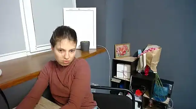 felicity gold online show from 02/05/25, 08:00