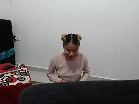 Naomi991 online show from 02/06/25, 03:09