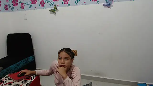 Naomi991 online show from 03/17/25, 11:32