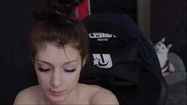 Kathleen Meow online show from 12/08/24, 09:13