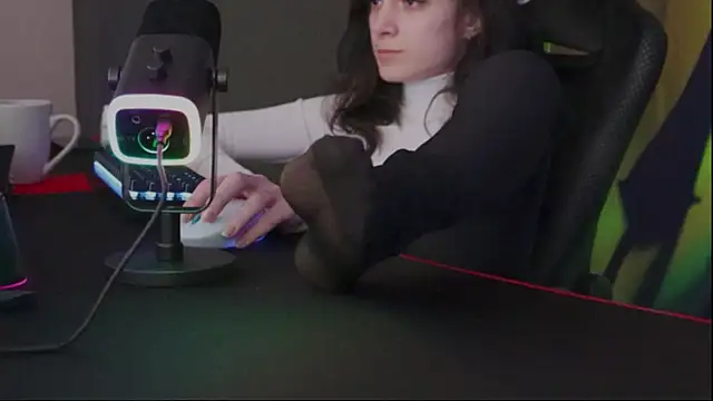 Kathleen Meow online show from 12/19/24, 09:07