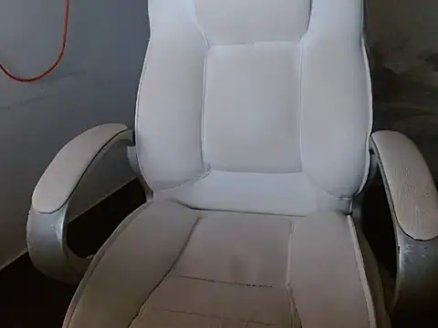 Snapshot of goten-770 chatting on 09/25/25, 07:17 goten-770 online show from 09/25/25, 07:17