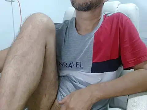 Snapshot of goten-770 chatting on 09/26/25, 08:35 goten-770 online show from 09/26/25, 08:35