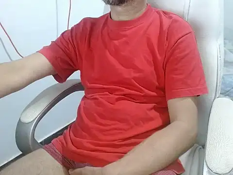 Snapshot of goten-770 chatting on 11/21/25, 07:01 goten-770 online show from 11/21/25, 07:01