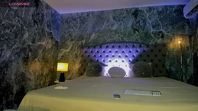 Belliinda 21 online show from 10/11/25, 08:18