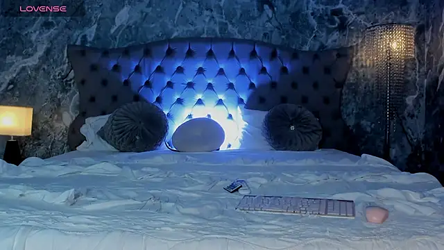 Belliinda 21 online show from 04/09/26, 07:08