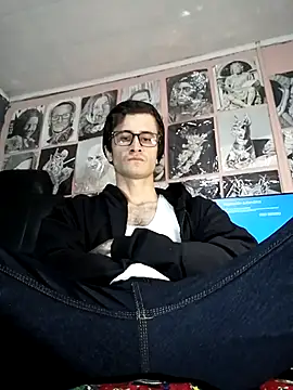 Loggan donnelly online show from 01/31/26, 07:11