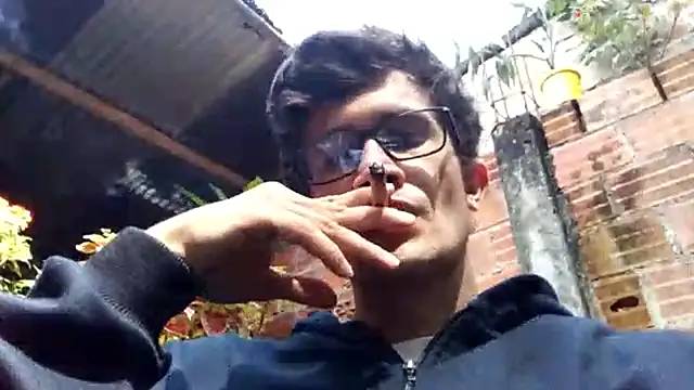 Loggan donnelly online show from 02/09/26, 06:56