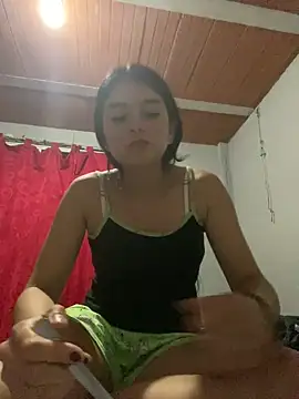 Snapshot of Naty_G chatting on 03/22/25, 01:32 Naty G online show from 03/22/25, 01:32