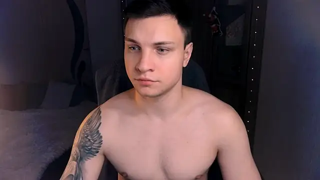 handsome guy01 online show from 12/07/24, 01:25