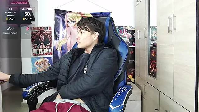 Snapshot of sr_jaeger chatting on 02/12/26, 01:28 sr jaeger online show from 02/12/26, 01:28