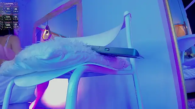 BritannyClaire online show from 04/02/26, 06:11