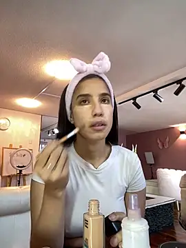 Snapshot of Praga_Pink chatting on 12/09/24, 10:30 Praga Pink online show from 12/09/24, 10:30