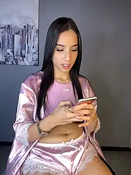 Snapshot of Praga_Pink chatting on 01/05/25, 05:09 Praga Pink online show from 01/05/25, 05:09