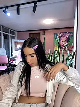 Snapshot of Praga_Pink chatting on 01/14/25, 05:08 Praga Pink online show from 01/14/25, 05:08