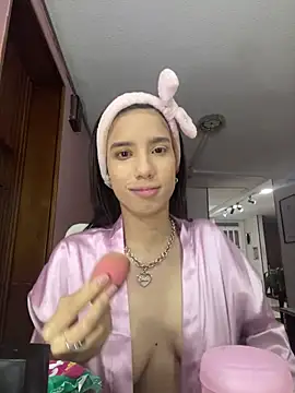 Snapshot of Praga_Pink chatting on 03/23/25, 05:21 Praga Pink online show from 03/23/25, 05:21