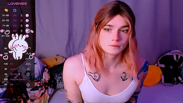 Alice Hells online show from 11/25/25, 03:28